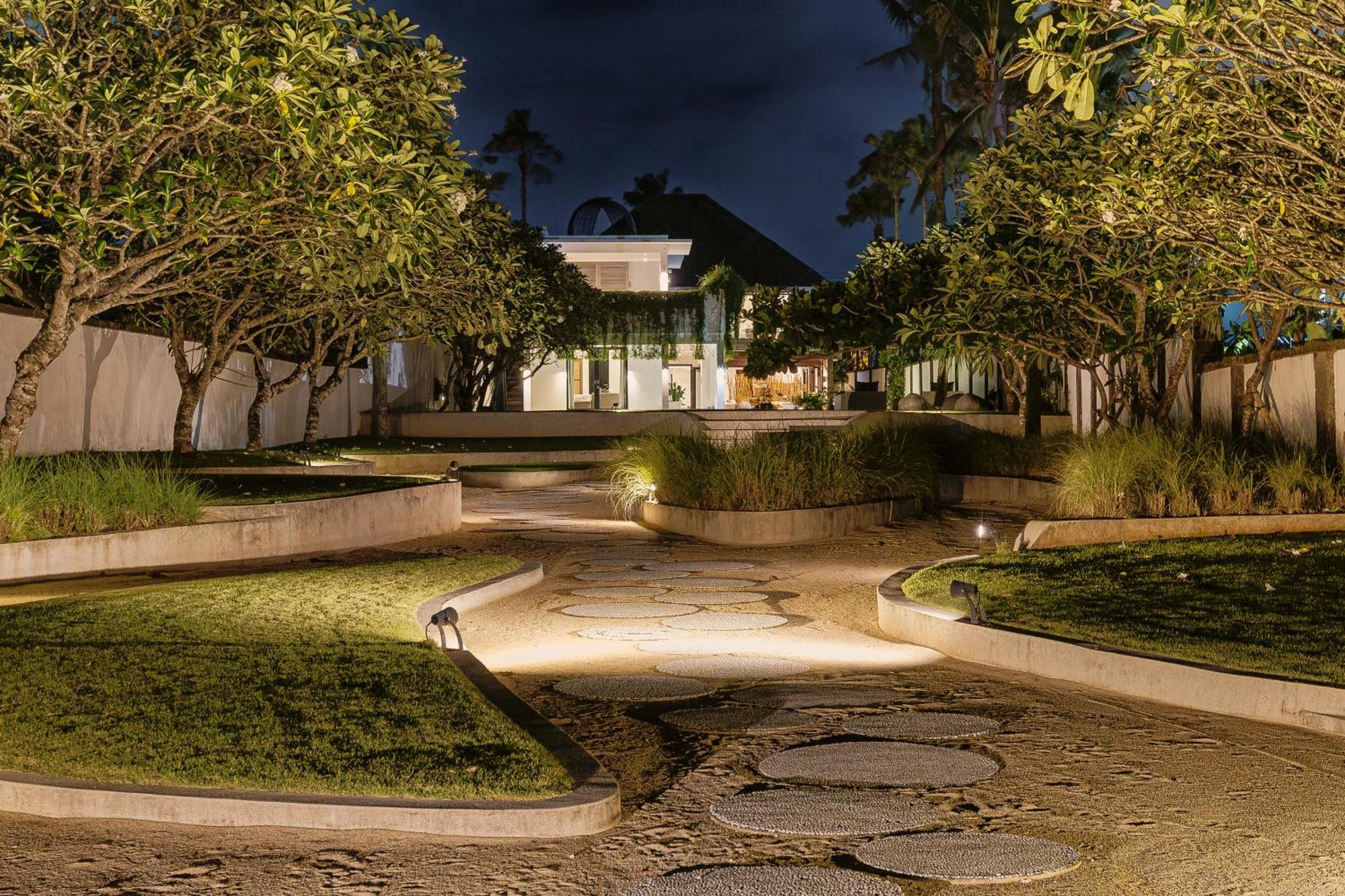 The Beach Villa Cemagi Exterior photo